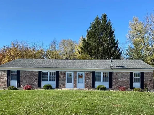 704 Erin Dr, Oxford, OH 45056