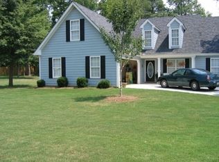 188 Edgefield Dr, Commerce, GA 30529