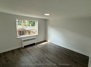 676 Mount Pleasant Rd #104, Toronto, ON M4S 2N3