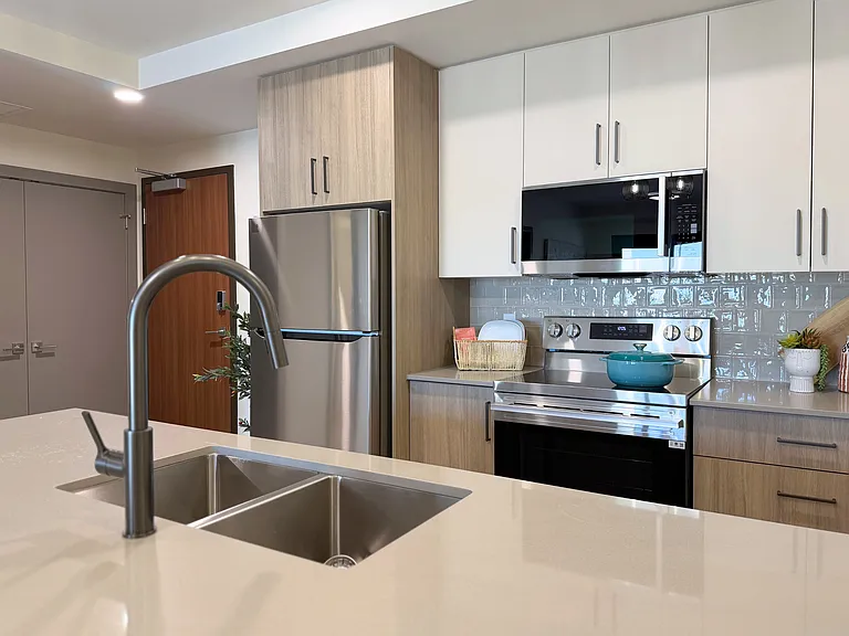 2831 109a St NW — Photo 41