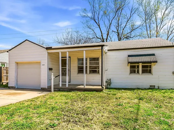 230 Turkle Ave, Haysville, KS 67060