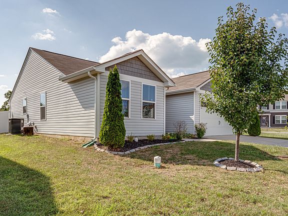 2nd image of 2445 Solomon Ln