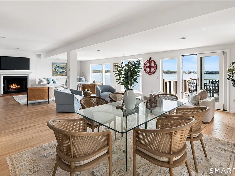 64 Ocean Dr E — Photo 16