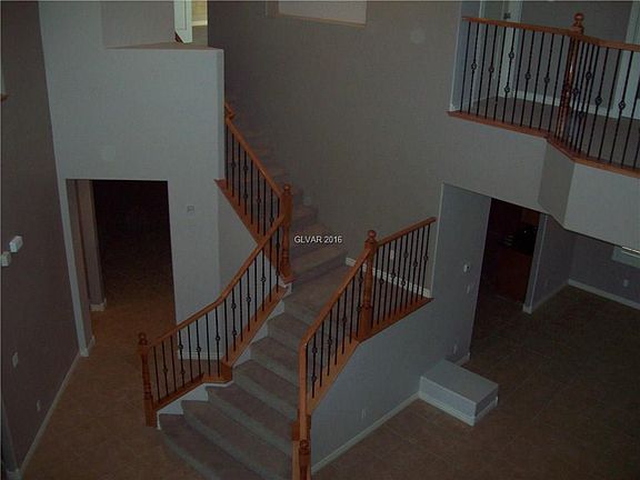 3rd image of 6484 Glen River Cir