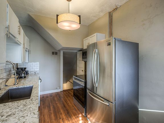 5th image of 3507 Dewey Ave #3509
