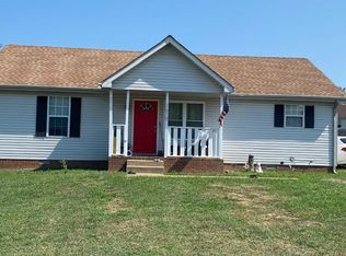 1615 Hannibal Dr, Oak Grove, KY 42262