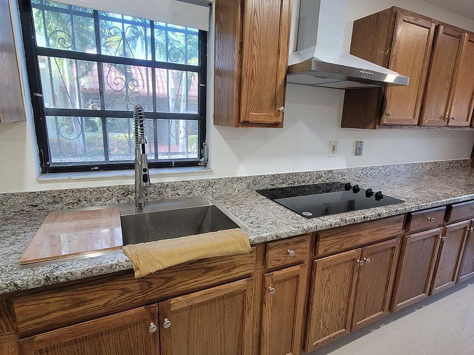 1st image of 145 SE 7th Street