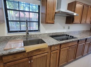 145 SE 7th St, Deerfield Beach, FL 33441
