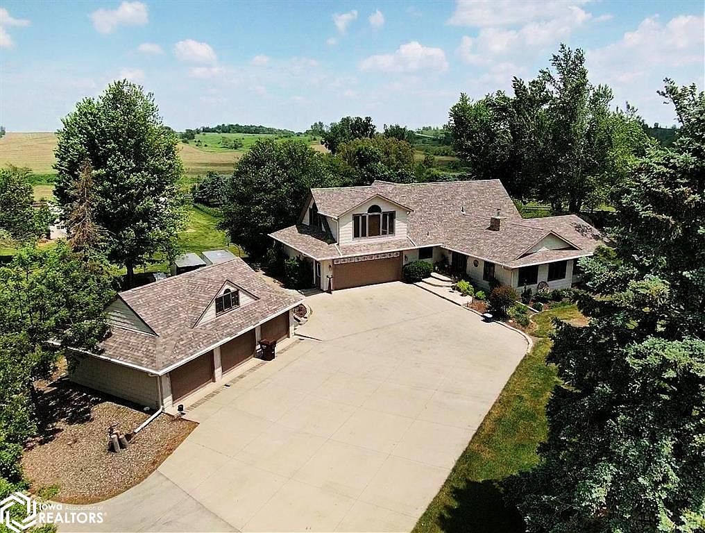 2265 Marshalltown Blvd, Marshalltown, IA 50158 MLS 6308479 Zillow