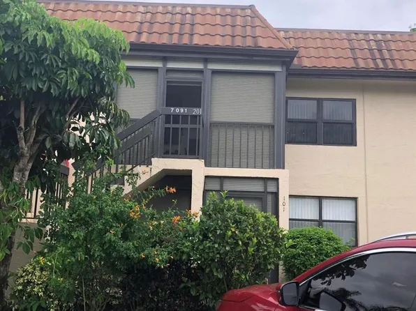 7091 Golf Colony Ct APT 201, Lake Worth, FL 33467