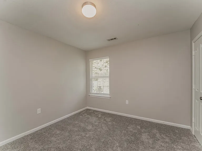 6221 Summerour Pl — Photo 14