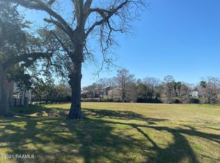 13 Shadows Bend Blvd, New Iberia, LA 70563