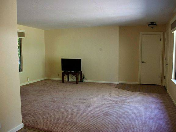 2nd image of 5729 Maywood Dr