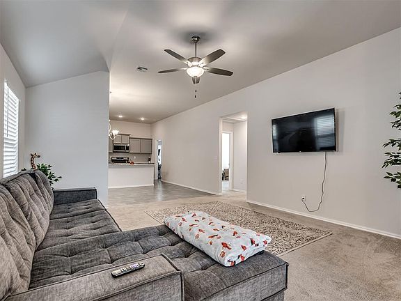 5th image of 4624 Crystal Hill Dr