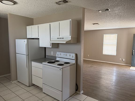4th image of 912 82nd St Unit A