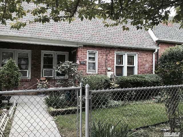 2nd image of 3840 215th Pl