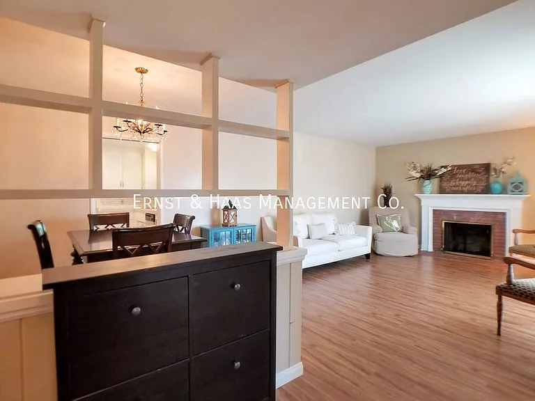 7619 Suva St — Photo 4