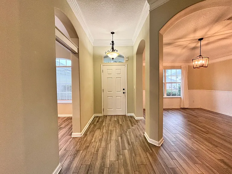 13856 Jeremiah Rd — Photo 2