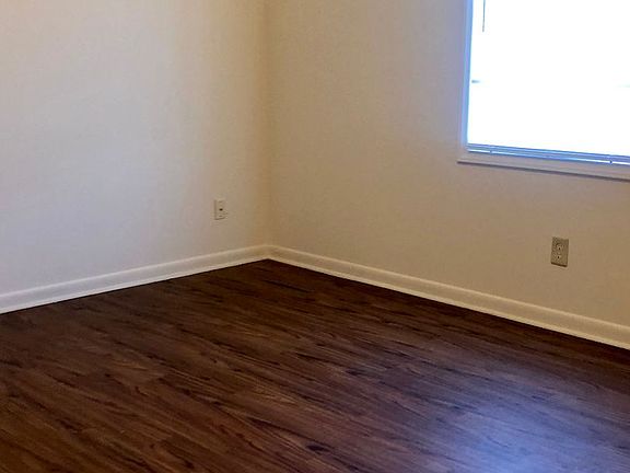 5th image of 1655 N Webb St Unit D