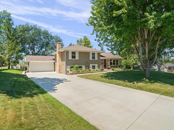 11308 France Ave S, Bloomington, MN 55431
