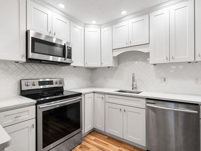 166 Quincy Shore Dr UNIT 108, Quincy, MA, 02171