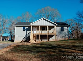 201 School St, High Shoals, NC 28077