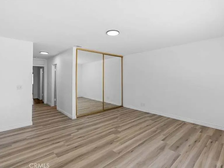 18635 Verano St — Photo 18