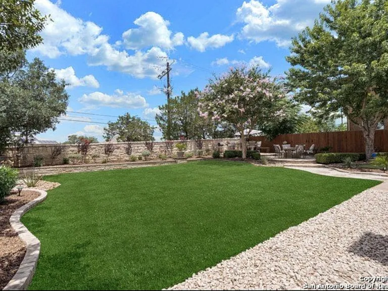 10415 Shire Country — Photo 34