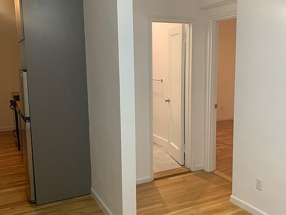 2nd image of 200 Haven Ave #E6