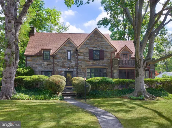 1362 Indian Creek Dr, Wynnewood, PA 19096