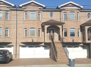 519C Lincoln St #C, Palisades Park, NJ 07650