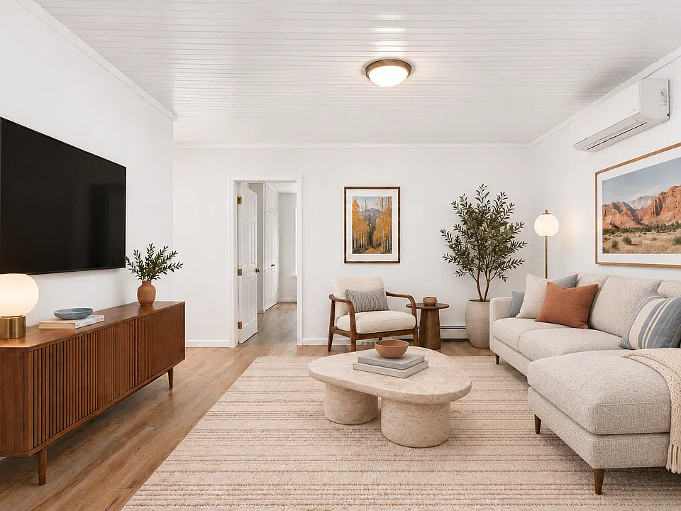 22 Jackson Pl #1