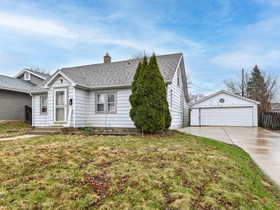 3750 South 89th STREET, Milwaukee, WI, 53228