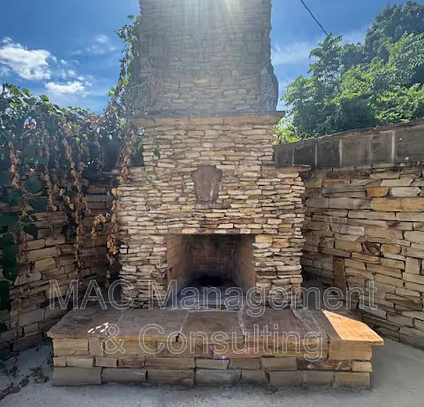 335 N Peachtree Ave #3 — Photo 6