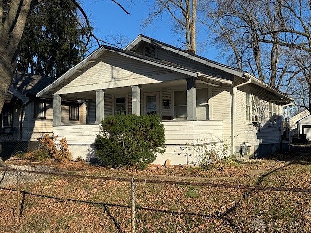 1st image of 832 Clarkson Ave