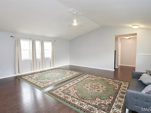 5th image of 21141 Larson Rd