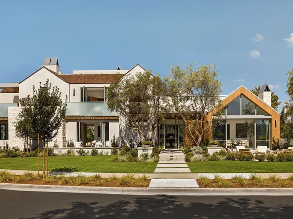 1399 Galaxy Dr, Newport Beach, CA 92660