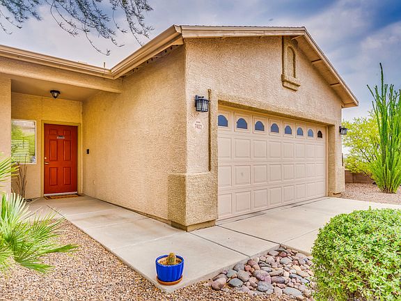 3rd image of 7402 W Tenderfoot Dr