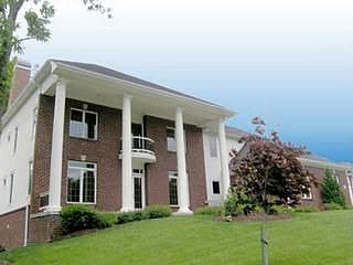 1st image of 833 Poppy Hills Dr
