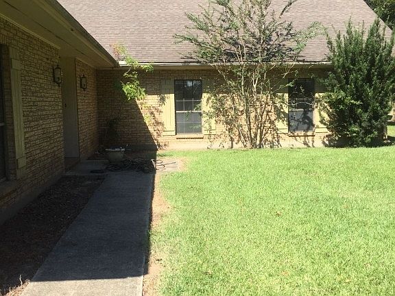2nd image of 510 Ramsey Dr