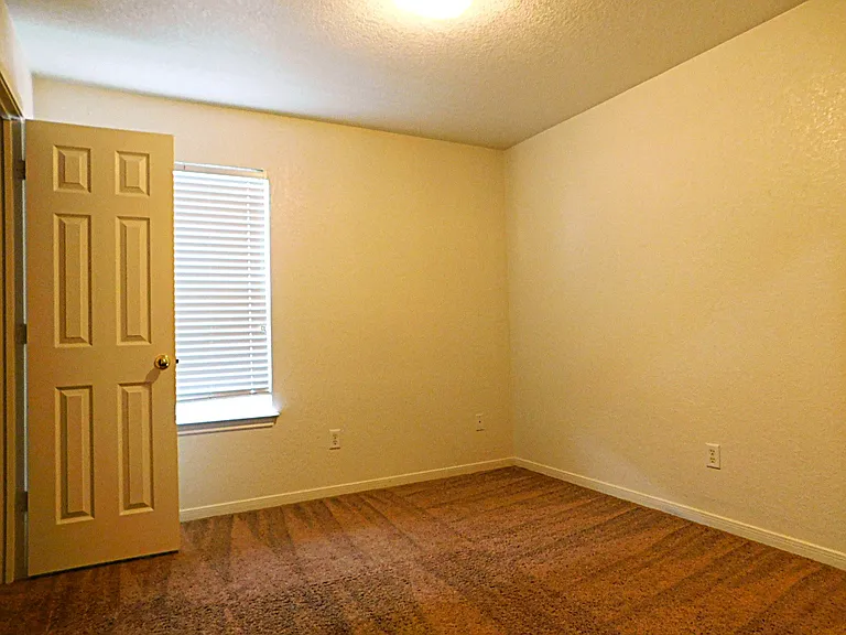 3305 Alicante Ct #A — Photo 18