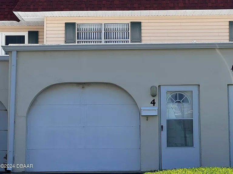 2810 Ocean Shore Blvd #4 — Photo 2