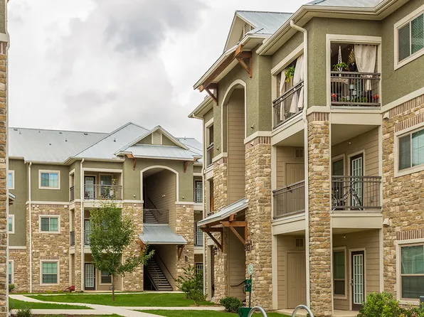 Freedom Hills Ranch Apartments