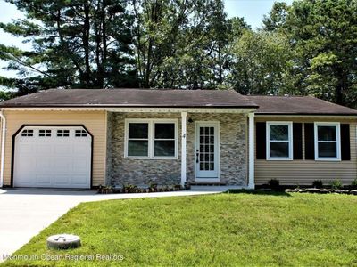 4 Longwood Dr, Manchester Township, NJ, 08759