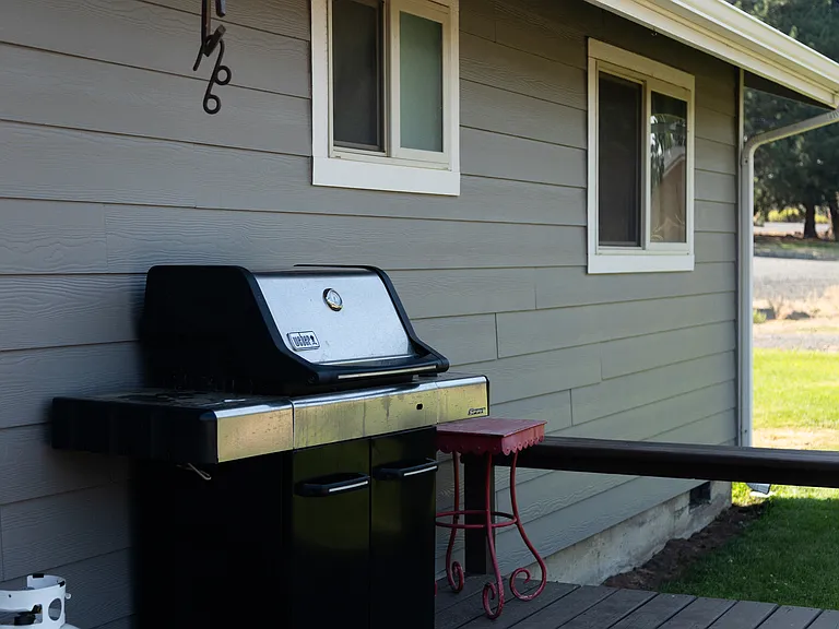 Tomahawk St — Photo 19