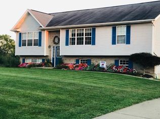 4757 Tall Oak Dr, Aurora, IN 47001