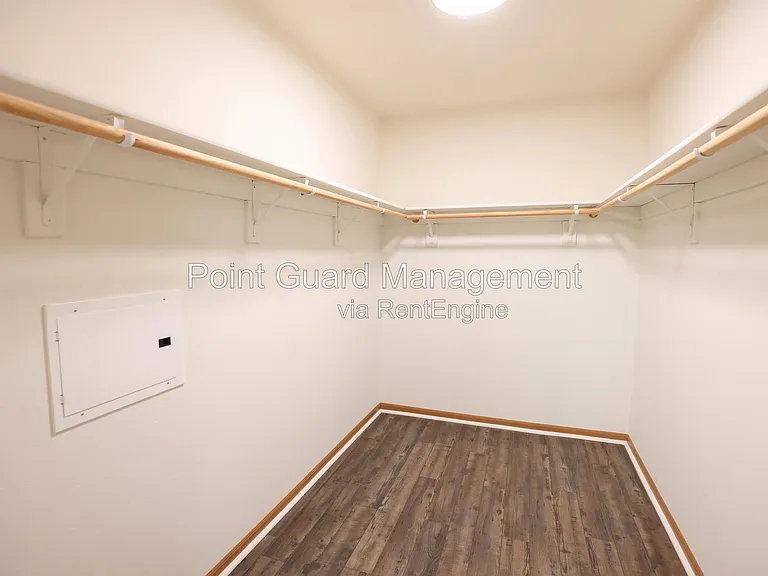 1003 Avenue K #6 — Photo 13
