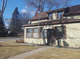 500 Beech St, Chaska, MN 55318