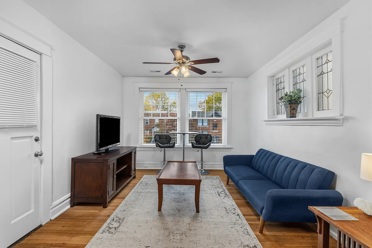 Building Photo - 4515 Chouteau Ave #2W