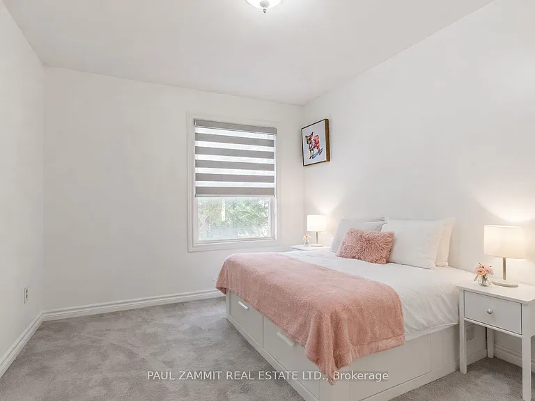 42 Windsor Court Rd — Photo 15
